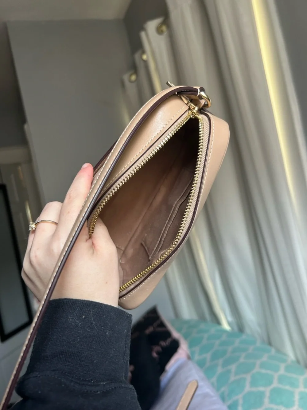 COACH Blush Pink Lip Print Crossbody Bag - Picture 5 of 5